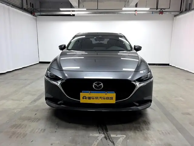 Mazda Mazda 3 Angkesaila 2.0L automatic Quality Rui version