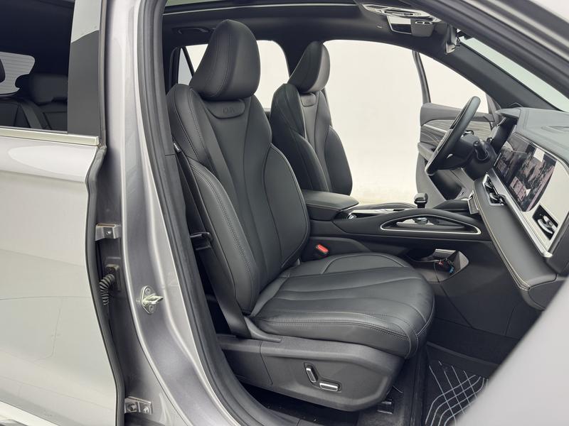 Geely Emgrand L 2024