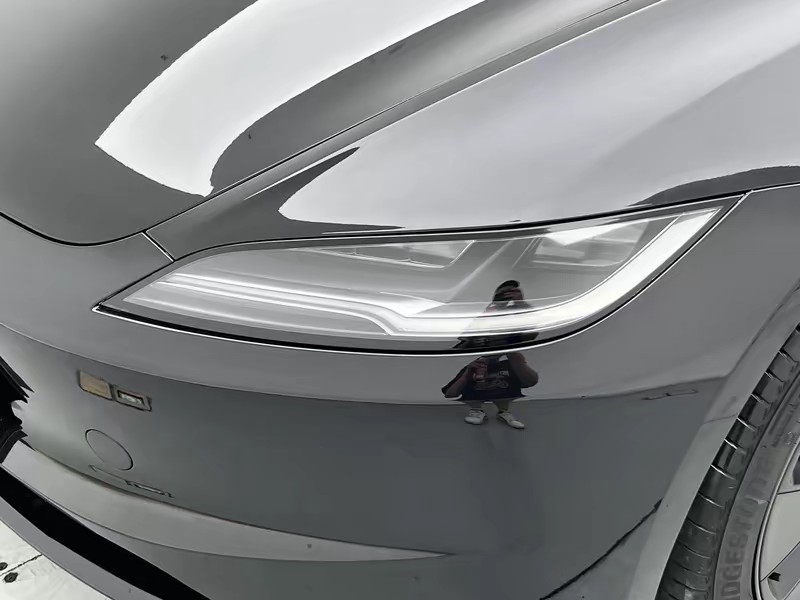 Tesla Model 3 2025