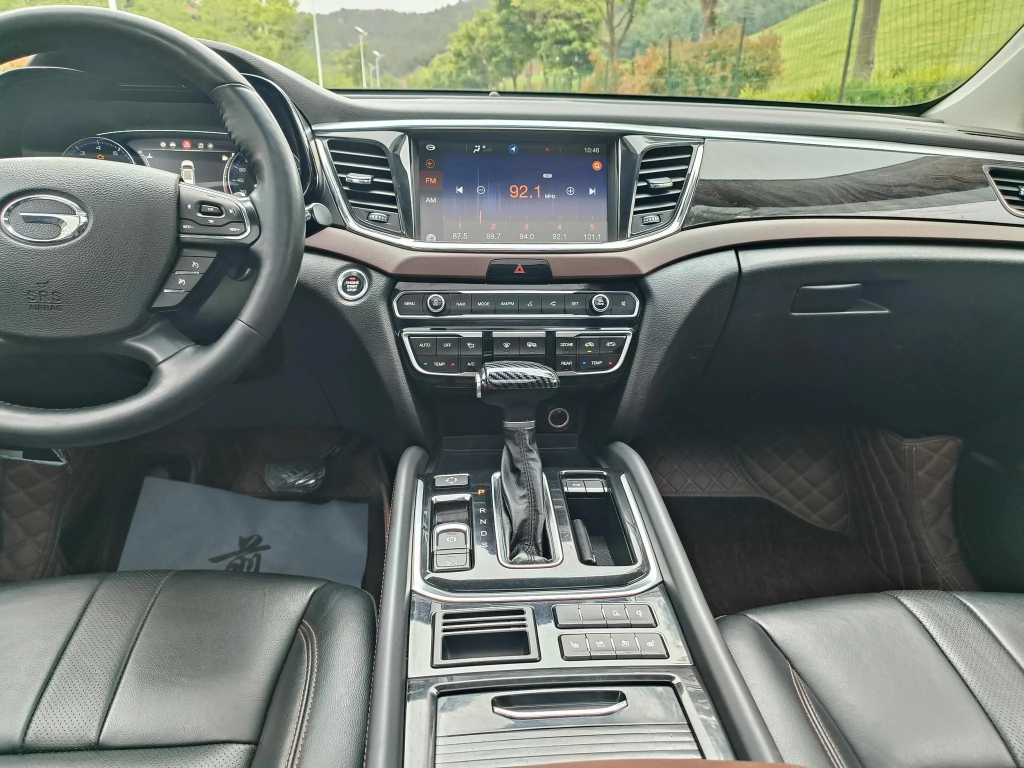 GAC Trumpchi GS8 320T two-wheel drive luxury Zhilian Edition 7 seats