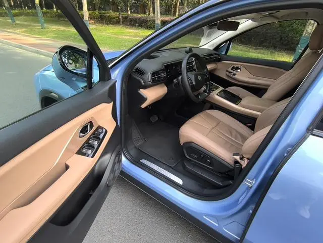 NIO NIO ES8 355KM benchmark version