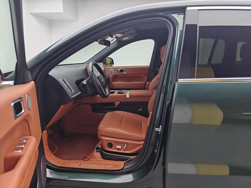 Li Auto Ideal L6 2024