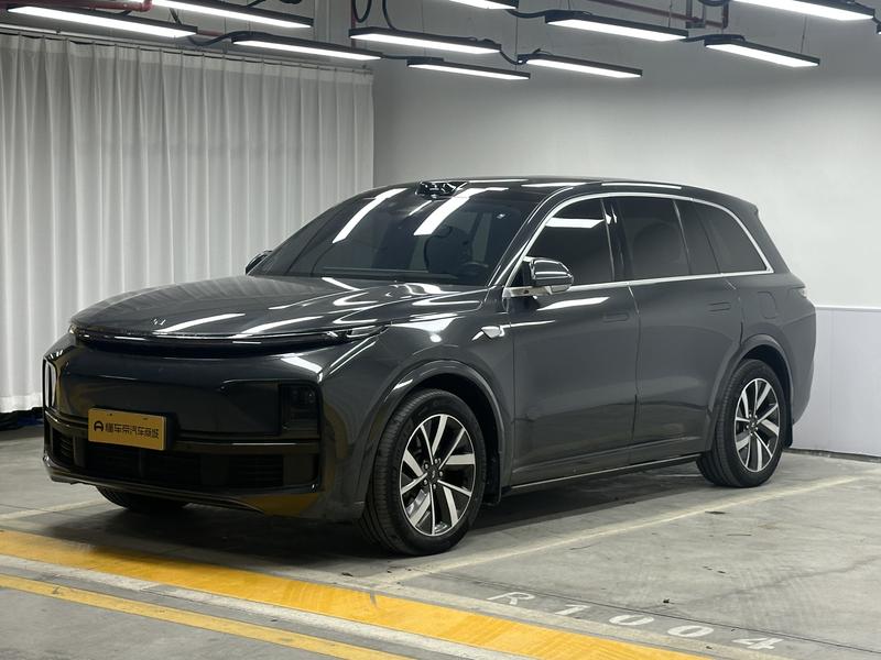 Li Auto Ideal L8 2023