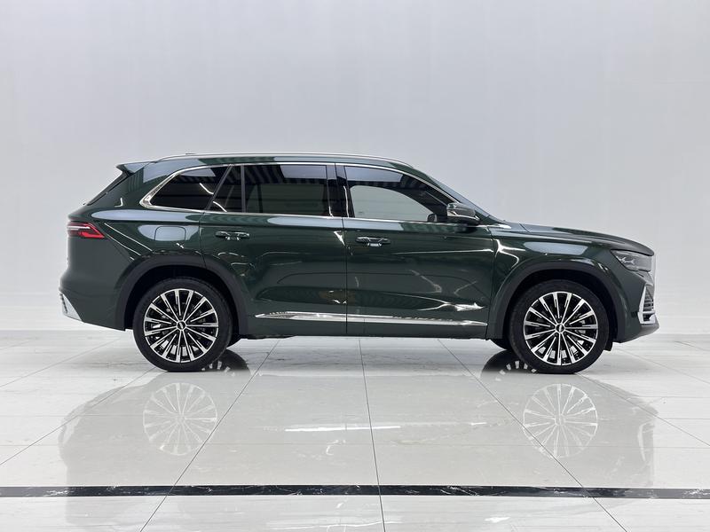 Geely Emgrand L 2025