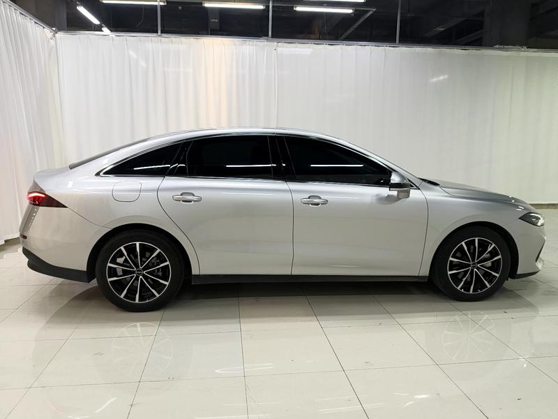 Roewe Roewe D7 DMH 2025