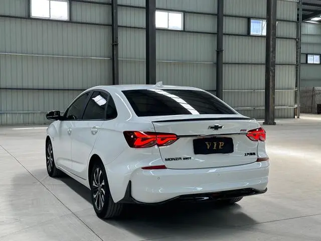 Chevrolet Cruze RS 330T Automatic Fun Version