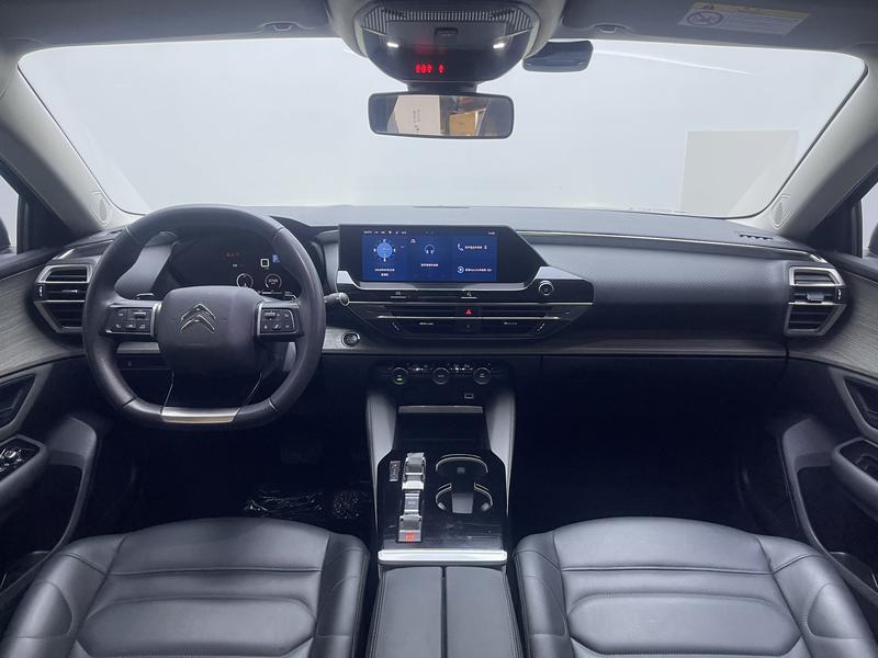 Citroen Versailles C5 X 2021
