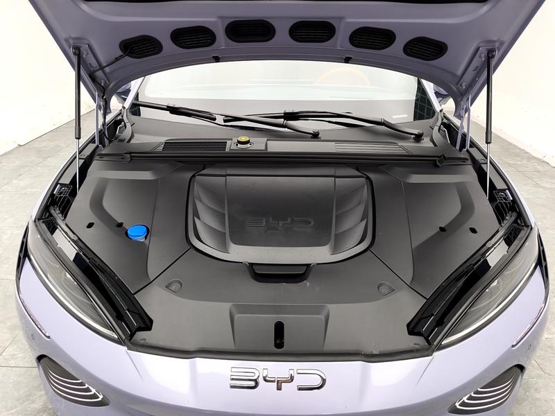 BYD seal 2025