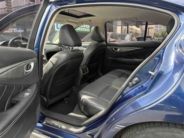 Infiniti Infiniti Q50L 2.0T Yixiang Edition Country V