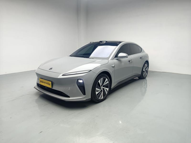 NIO NIO ET5 2024
