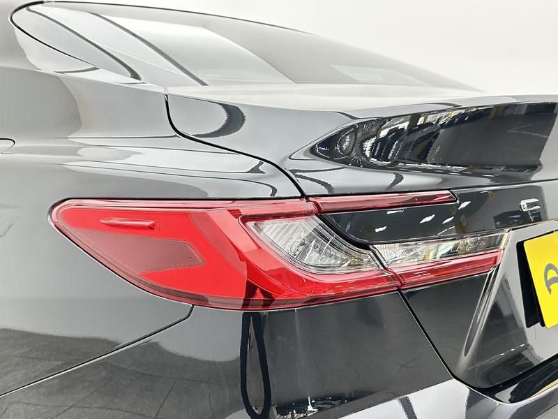 Toyota Camry 2024