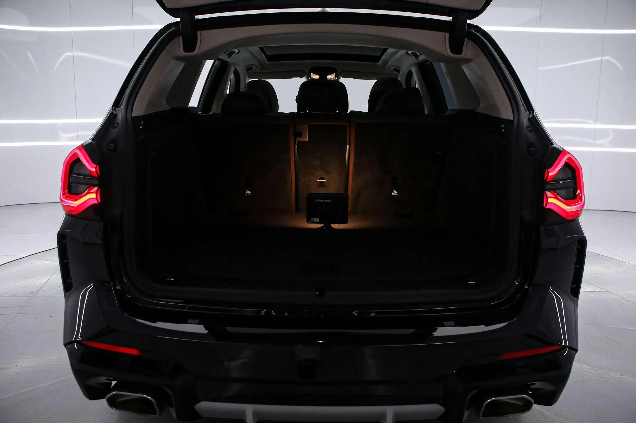 BMW BMW X3 xDrive25i M sports suit