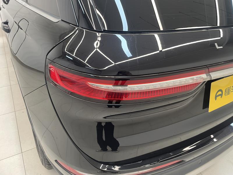 Lincoln adventurer 2022