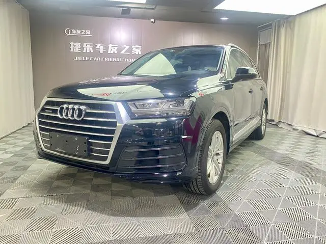 Audi Audi Q7 40 TFSI S line sporty