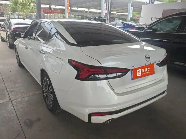Nissan Teana 2.0L XL-TLS Enjoy Edition