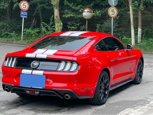 Ford Mustang 2.3T EcoBoost