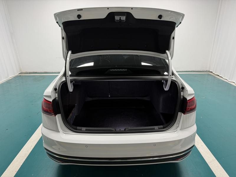 Volkswagen Bora 2023