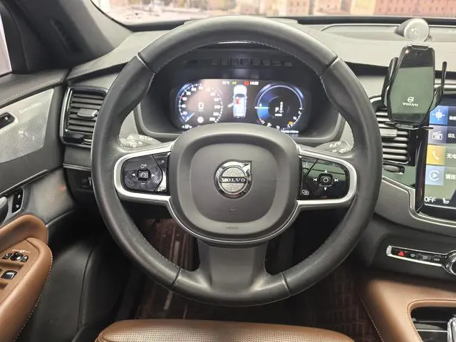 Volvo Volvo XC90 PHEV E-drive hybrid T8 Zhizun Deluxe Edition 7 Seats