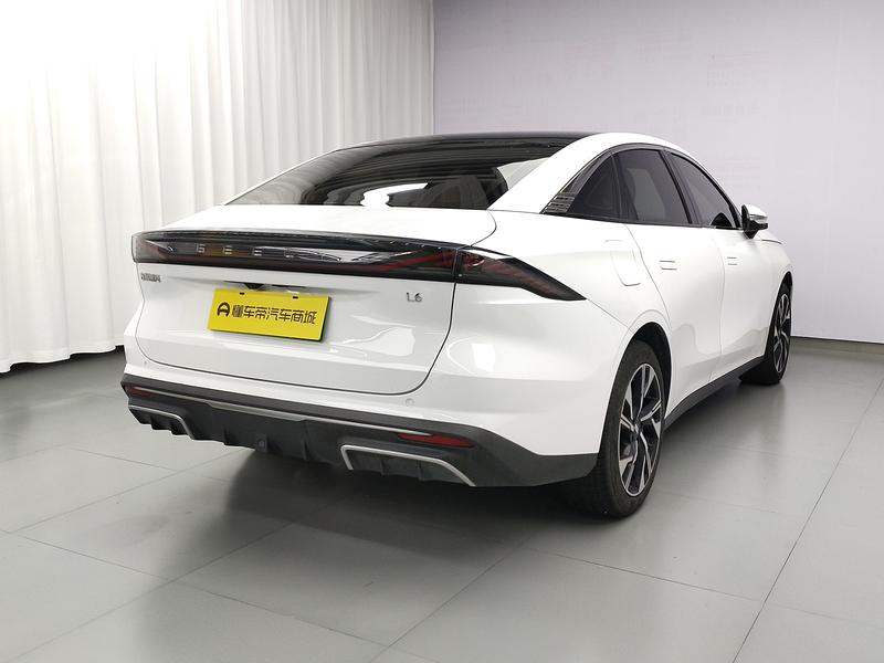 Geely Galaxy Galaxy L6 2023