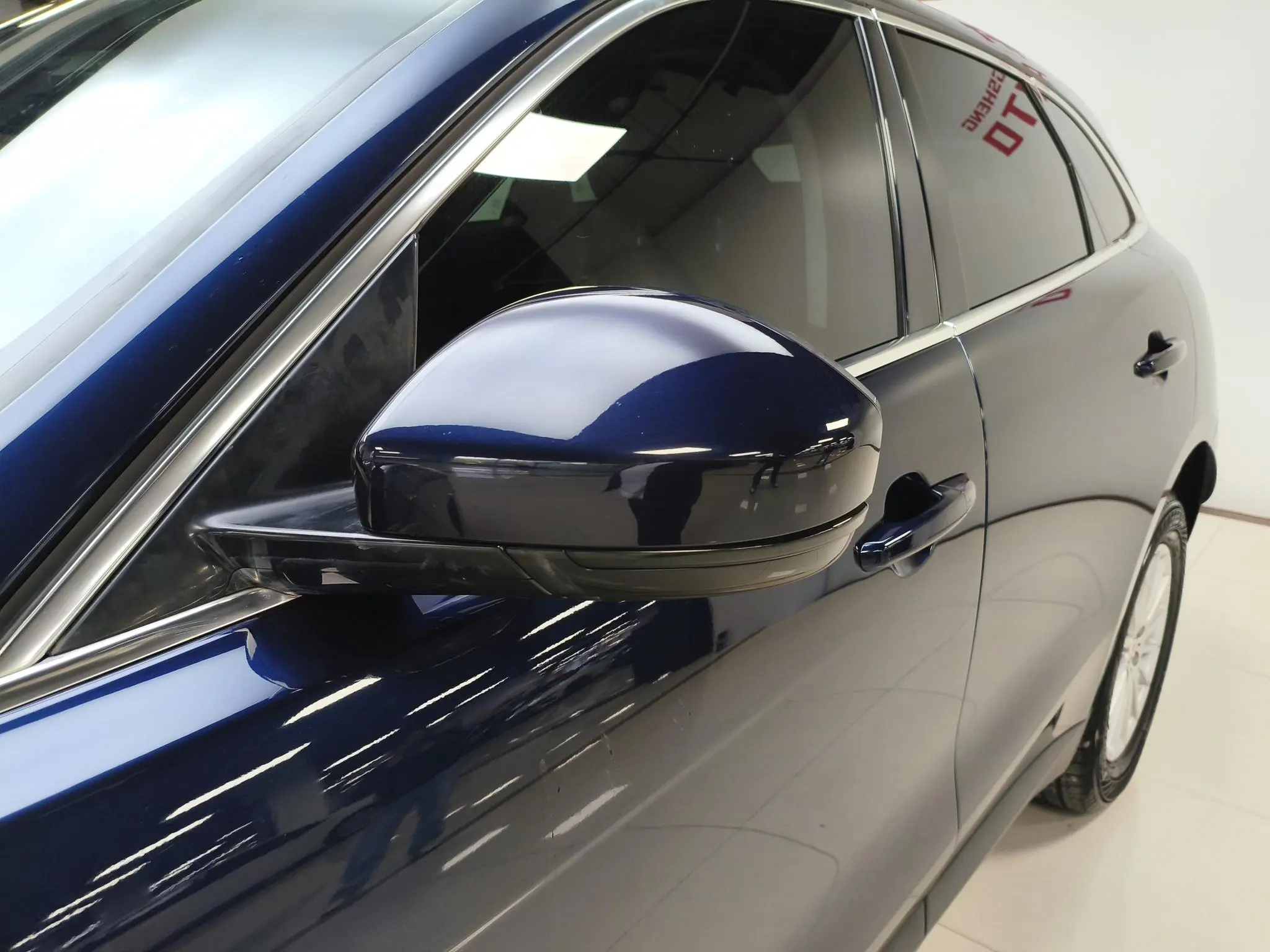Jaguar Jaguar F-PACE 2.0T four-wheel drive Urban Exclusive Edition