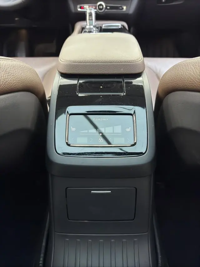 Volvo Volvo S90 PHEV T8 E-drive hybrid Zhiya Edition Country V