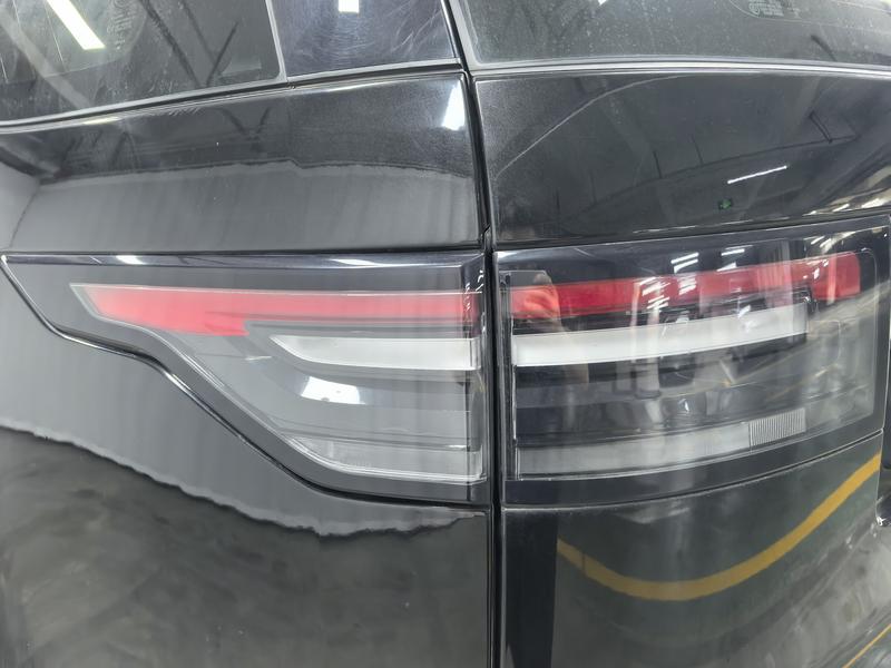 Land Rover discover 2017