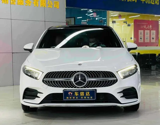 Mercedes-Benz Mercedes-Benz A-class A 200 L sports sedan