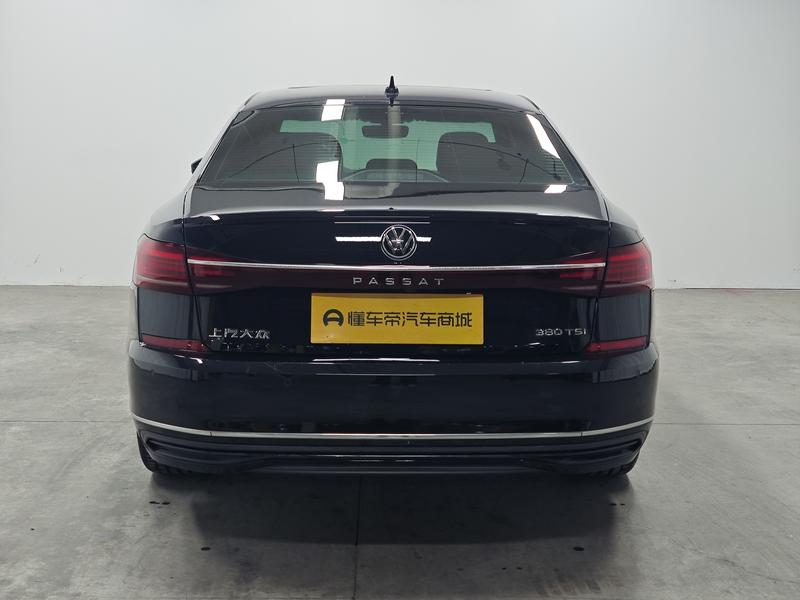 Volkswagen Passat 2025