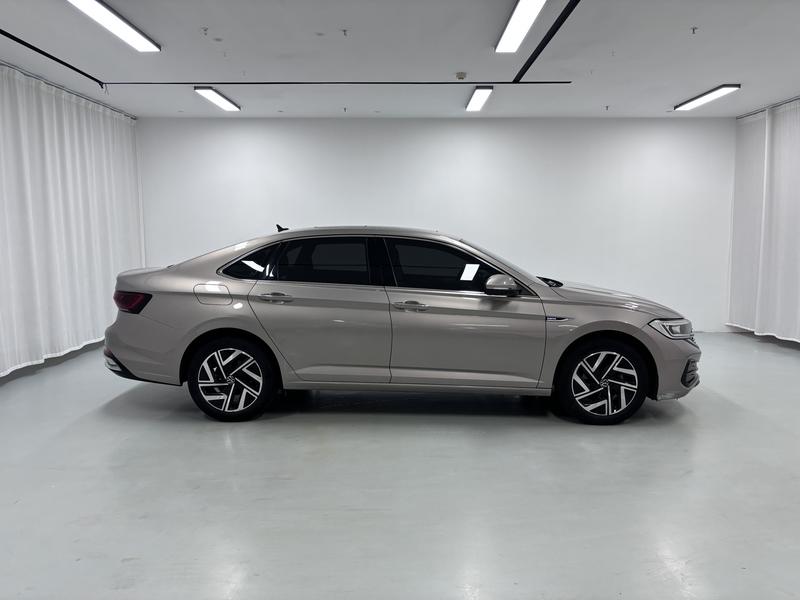Volkswagen Sagitar 2023