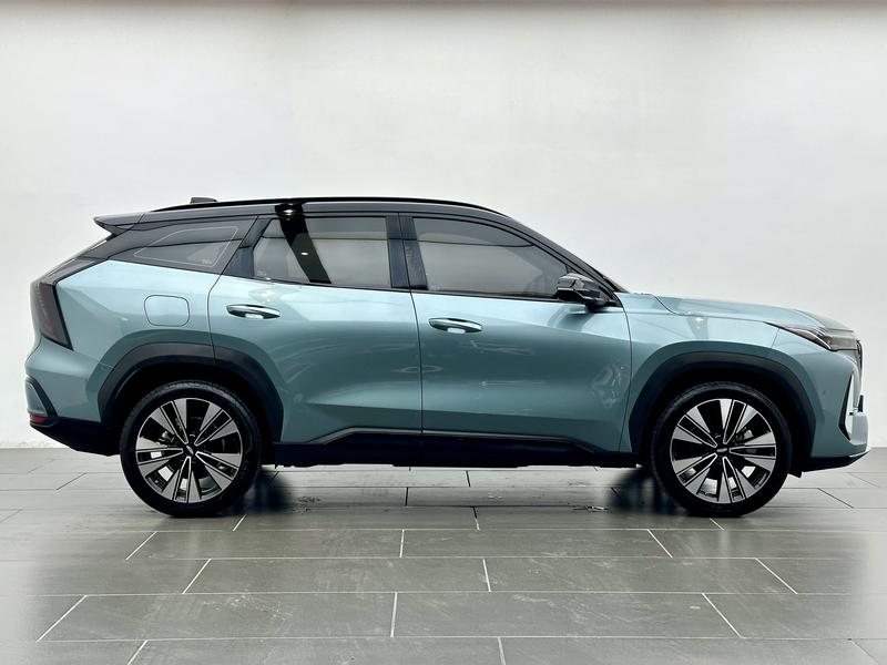 Geely Boyue L 2025
