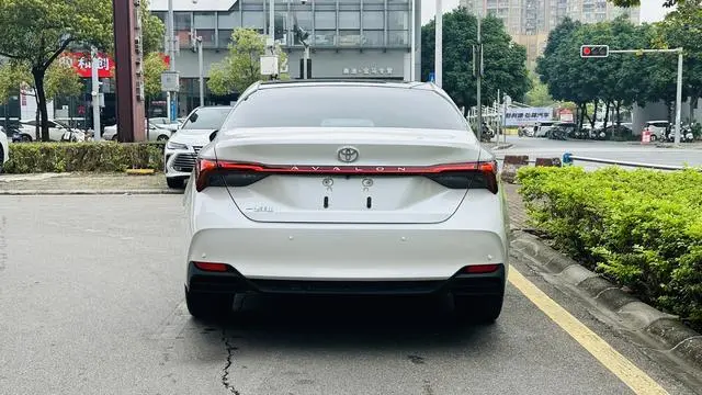 TOYOTA Asian dragon 2.0L CVT Deluxe Edition