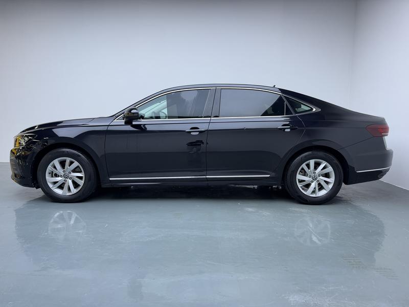 Volkswagen Passat 2024