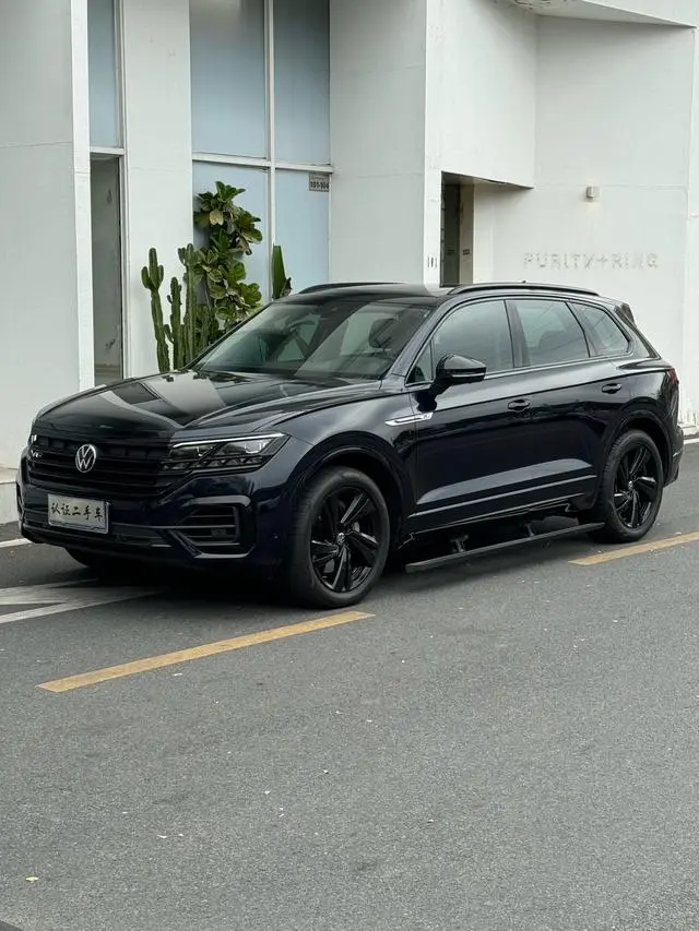 Volkswagen Touareg 3.0 TSI Ruixiang Edition Yao Black Sports Suit