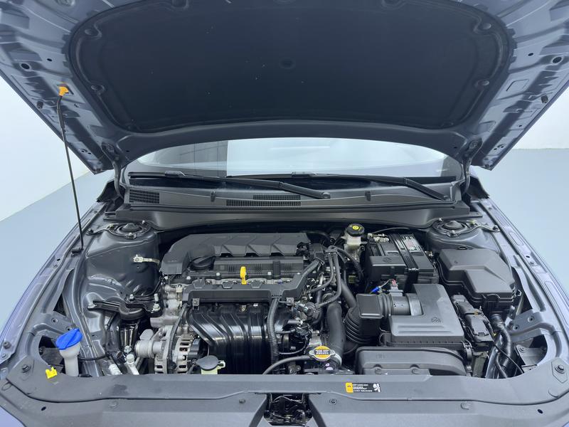 Hyundai Elantra 2023