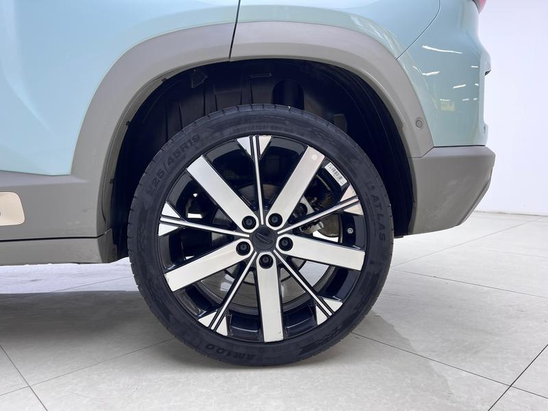 Geely Geely ICON 2023