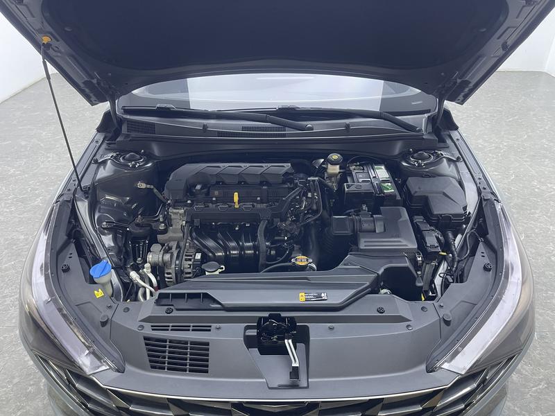 Hyundai Elantra 2021