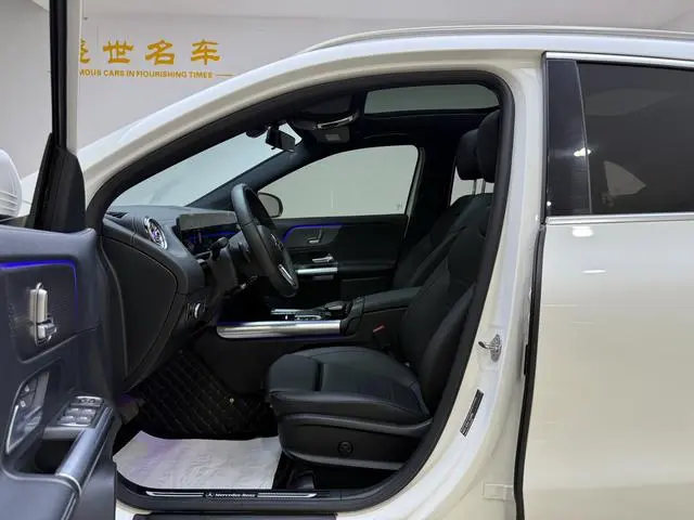 Mercedes-Benz Mercedes-Benz GLA GLA 200