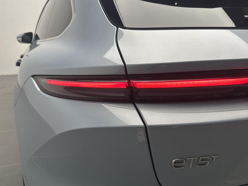 NIO NIO ET5 Touring 2024