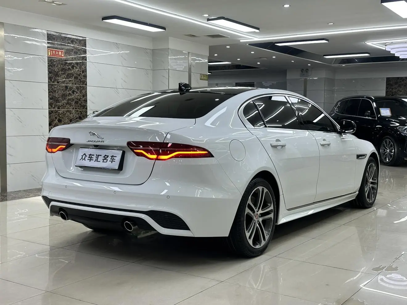 Jaguar Jaguar XEL 2.0T 250PS R-DYNAMIC S Enterprising Sports Edition