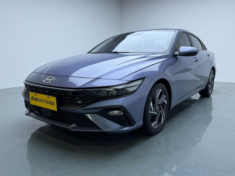 Hyundai Elantra 2023