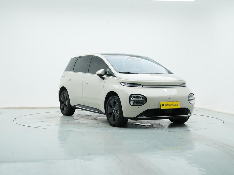 Baojun Yunduo 2023