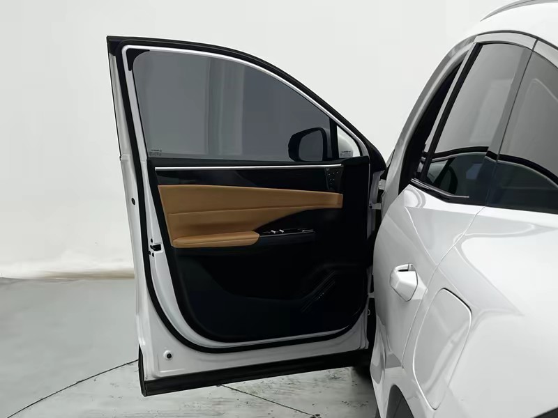 Geely Galaxy Galaxy L7 2024