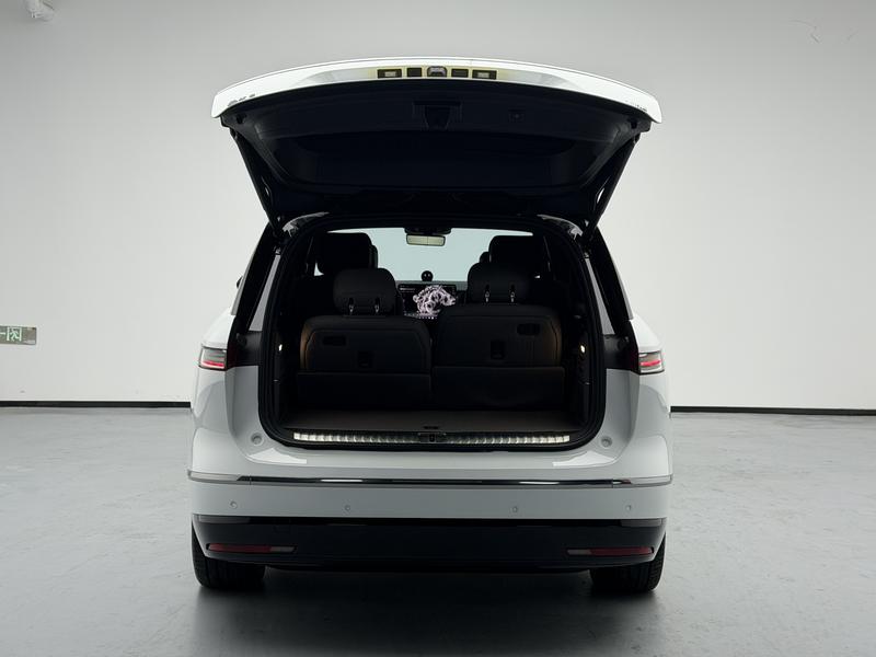 NIO NIO ES8 2026