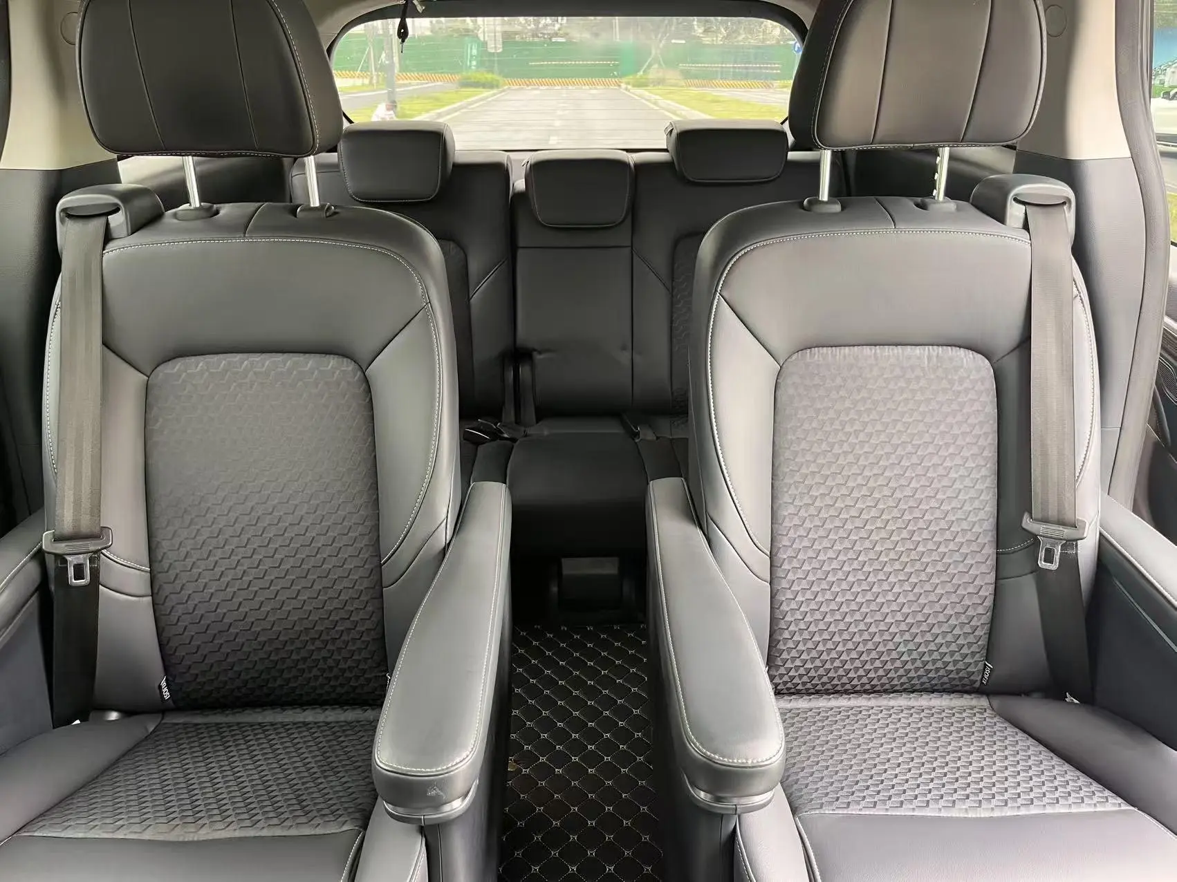 GAC Trumpchi M8 Lingxiu Series 390T Deluxe Edition