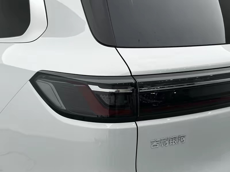 Geely Galaxy Galaxy M9 2025