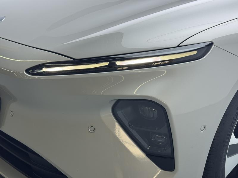 NIO NIO ET7 2021
