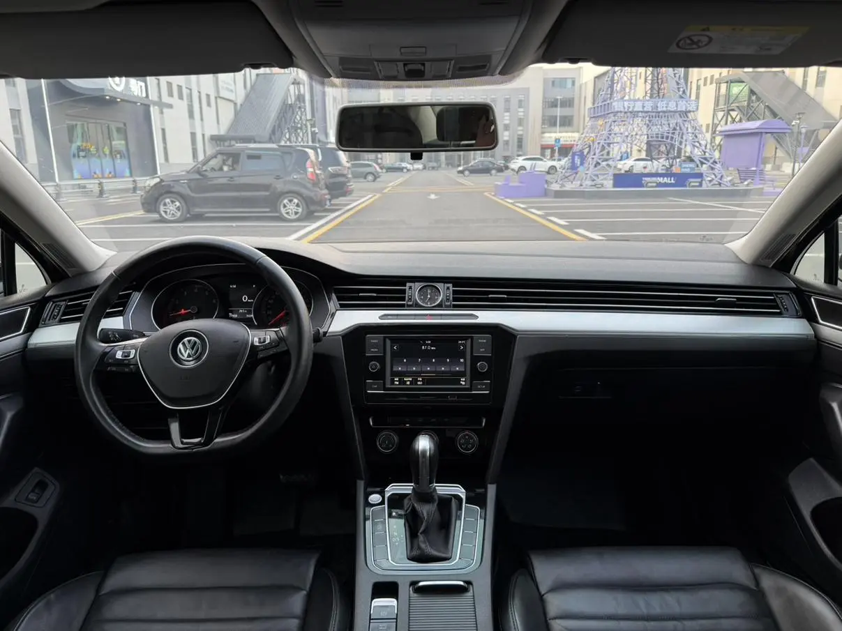 Volkswagen Magotan 330TSI DSG leading country VI