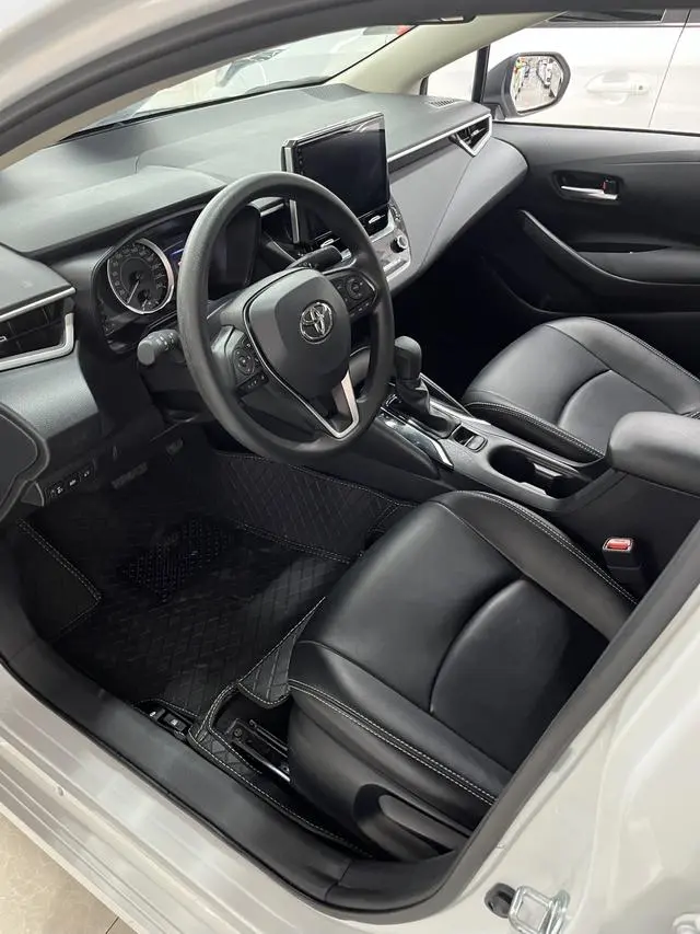 TOYOTA Asian lion 2.0L Premium Edition