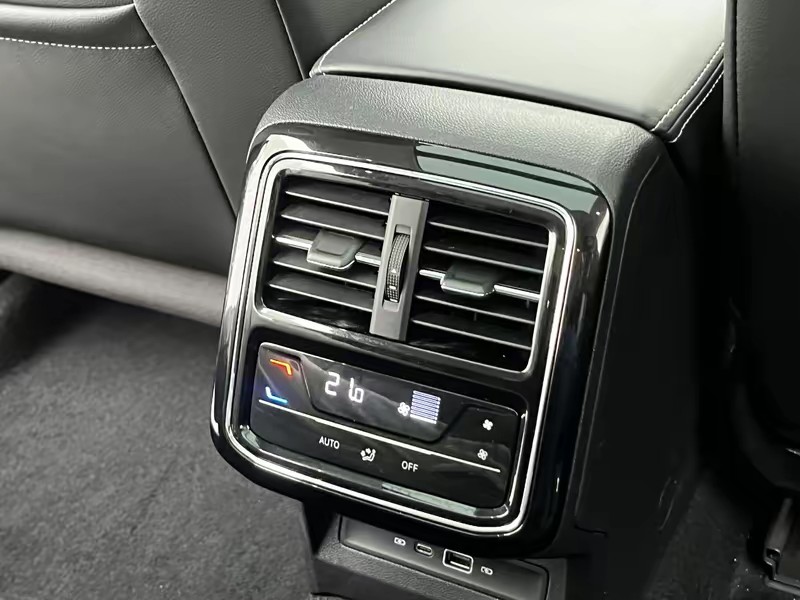 Volkswagen Passat 2024