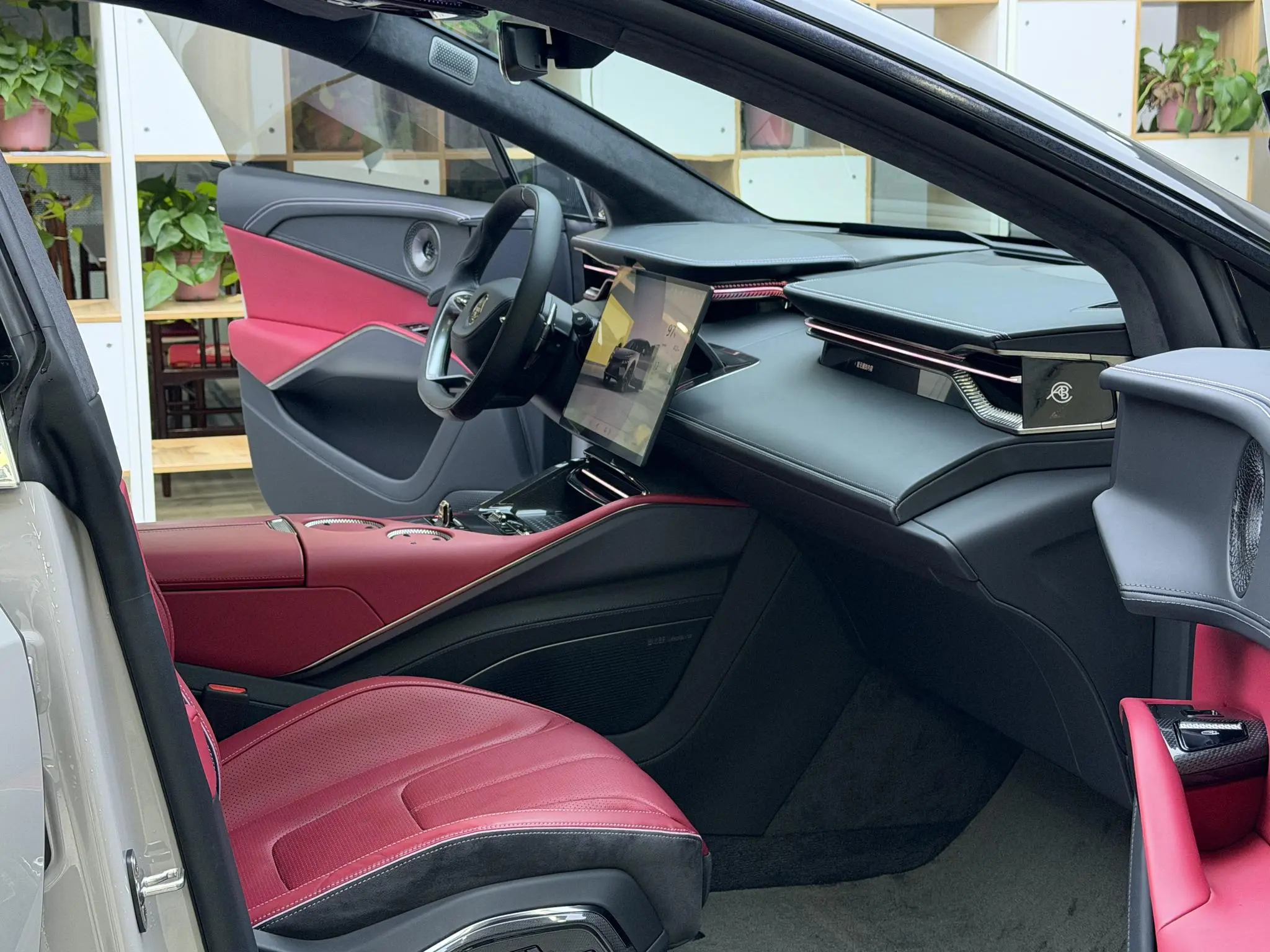 Lotus Eletre Eletre R+